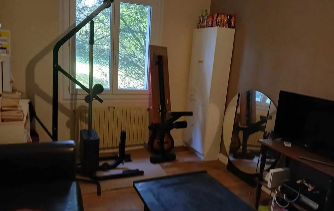 Photo 8