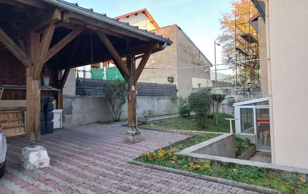 Photo 6