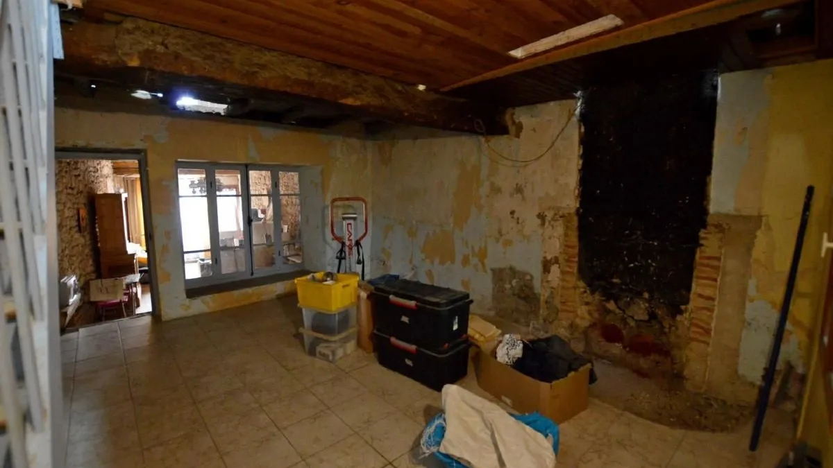 Photo 10