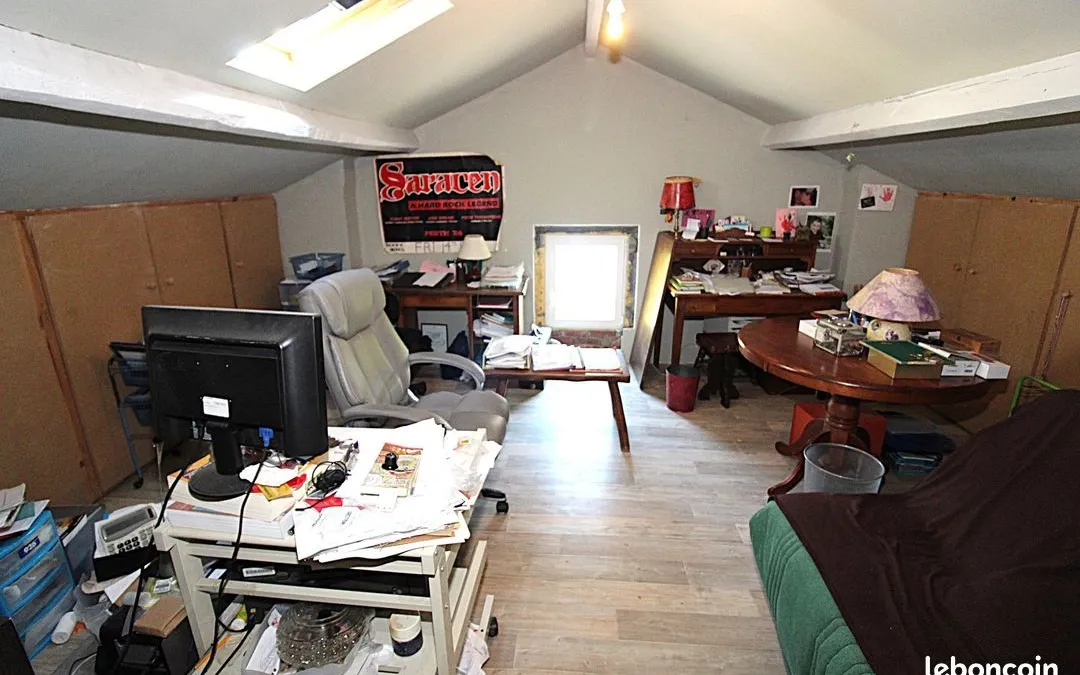 Photo 12