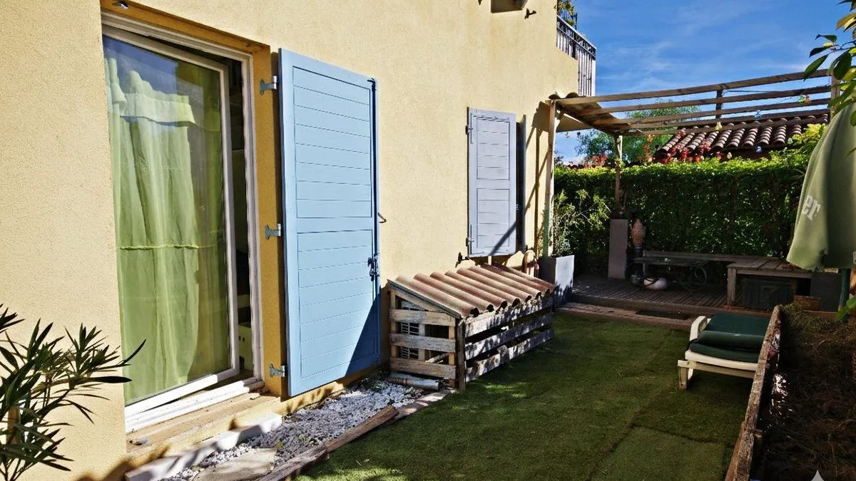 Photo 11