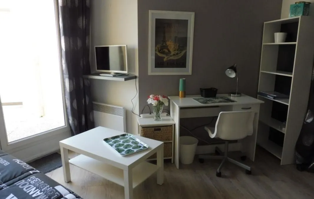 Photo 3
