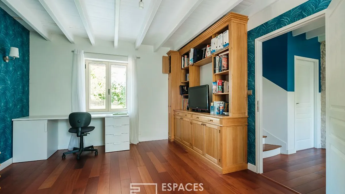 Photo 6