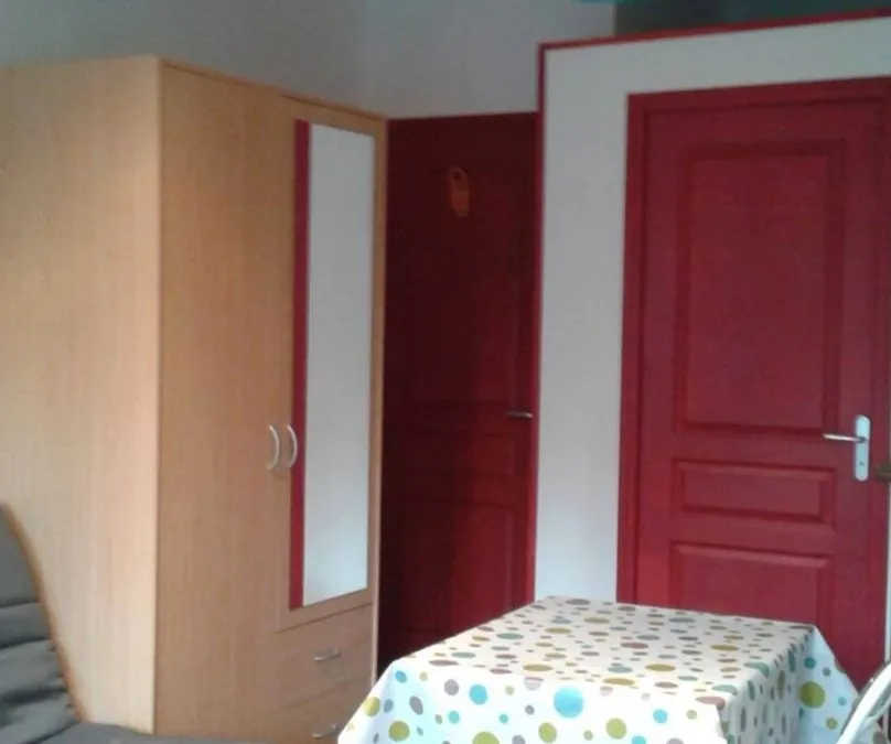 Photo 3