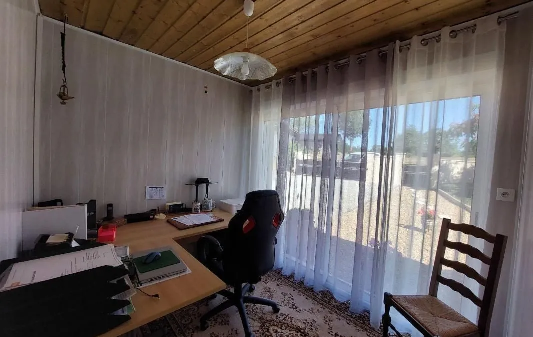 Photo 13
