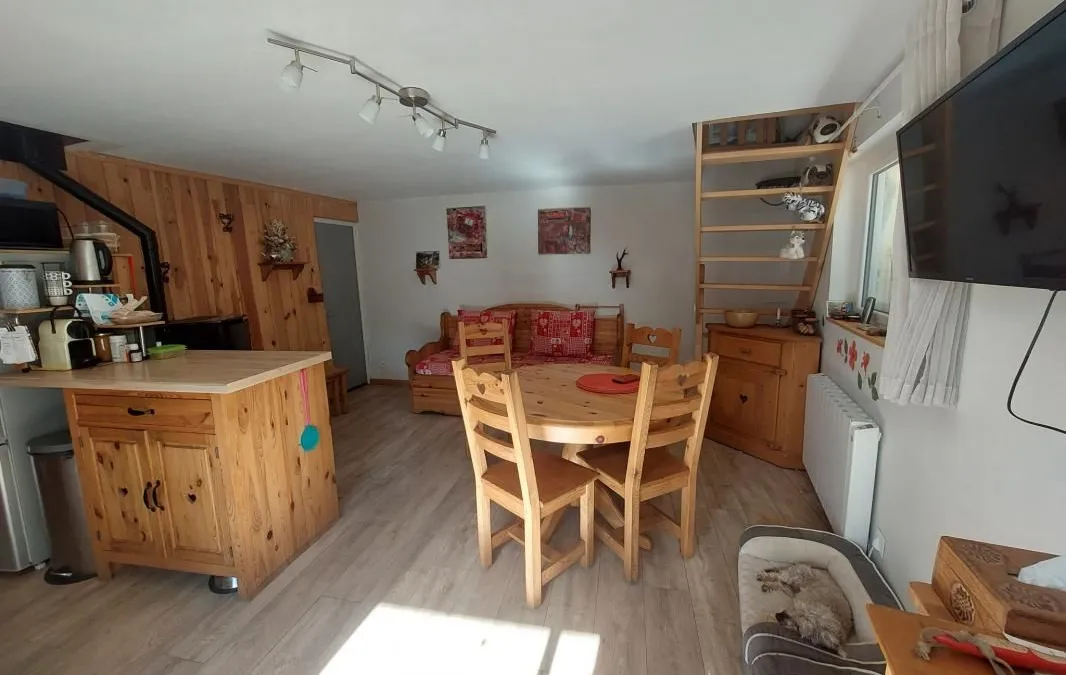 Photo 5