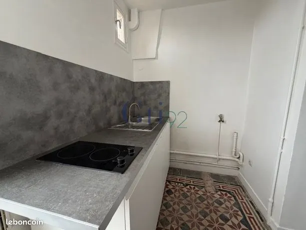 Photo 6