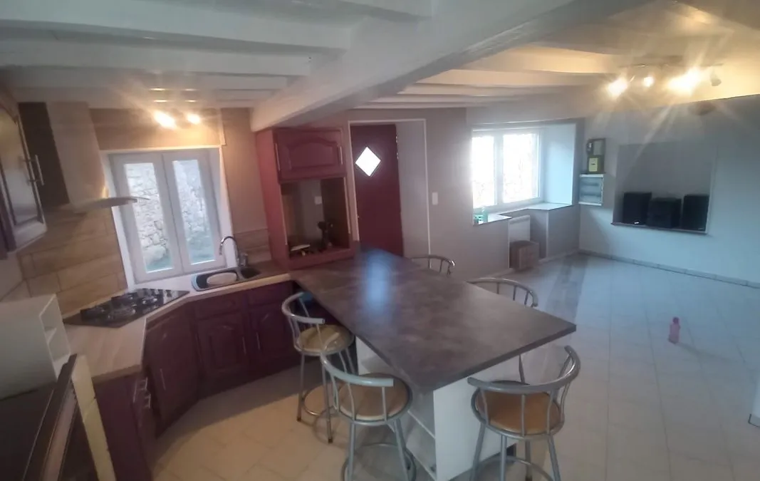 Photo 3