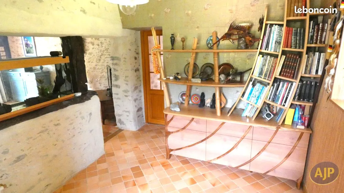 Photo 8
