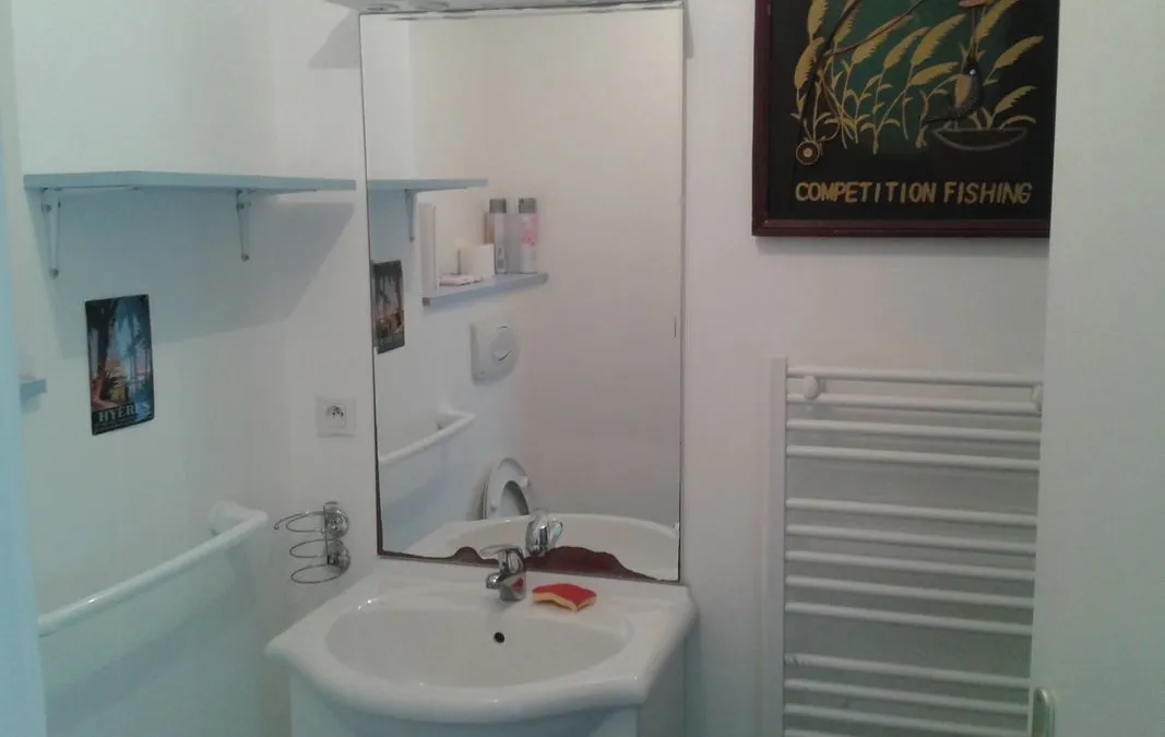 Photo 3