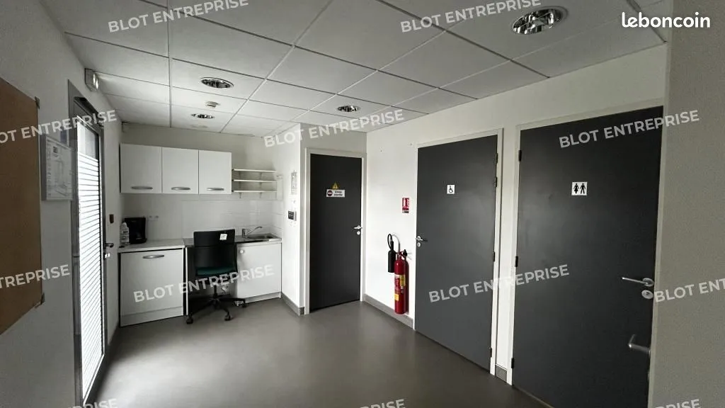 Photo 8