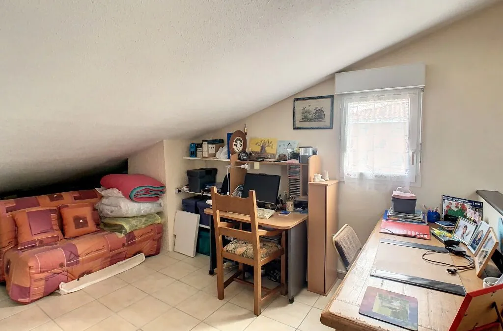 Photo 11