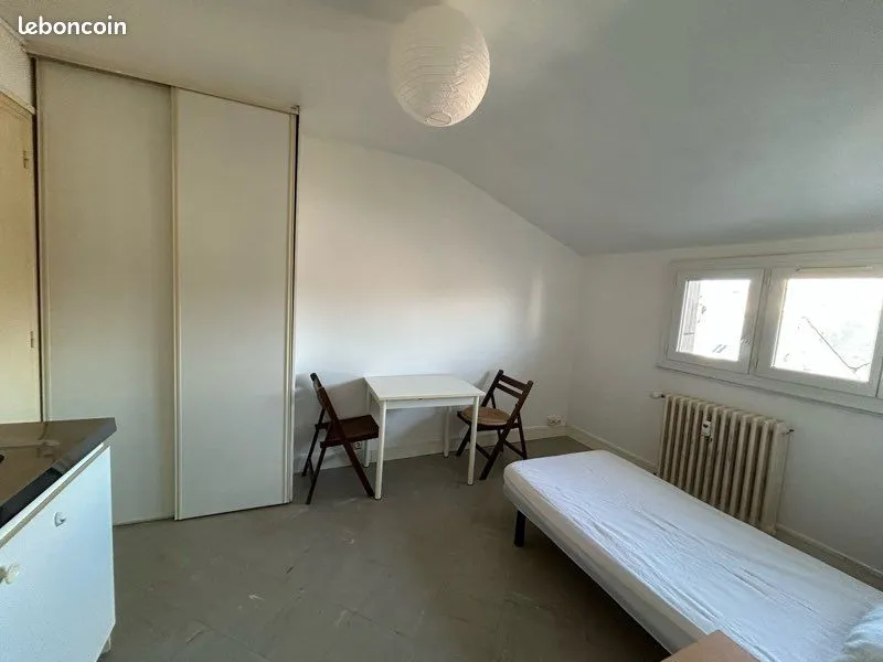 Photo 2