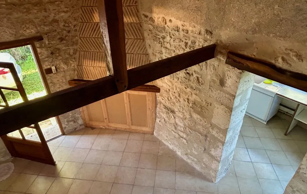 Photo 11