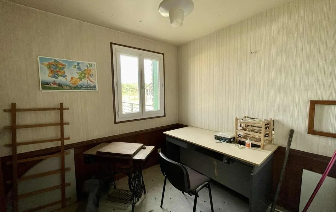 Photo 12