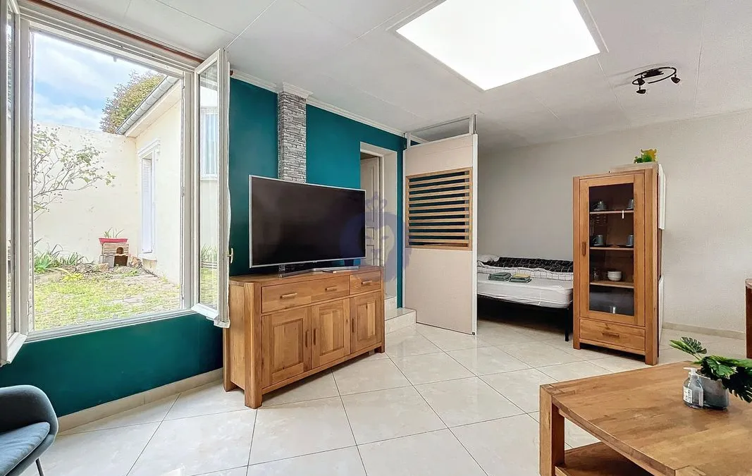 Photo 10
