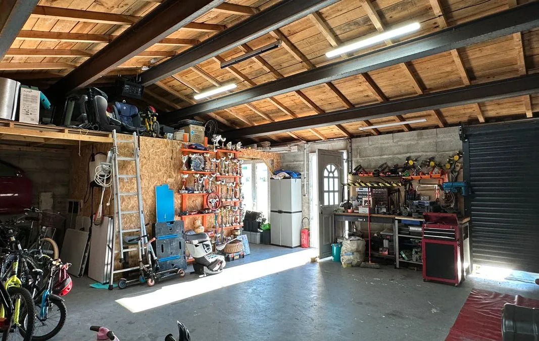 Photo 18