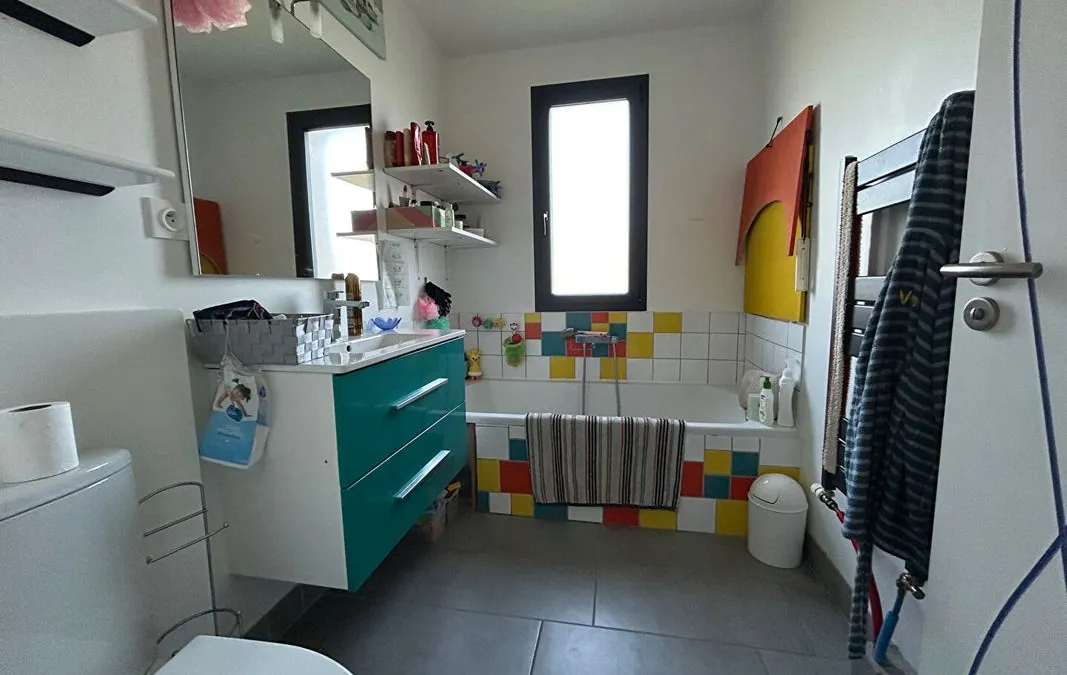 Photo 8