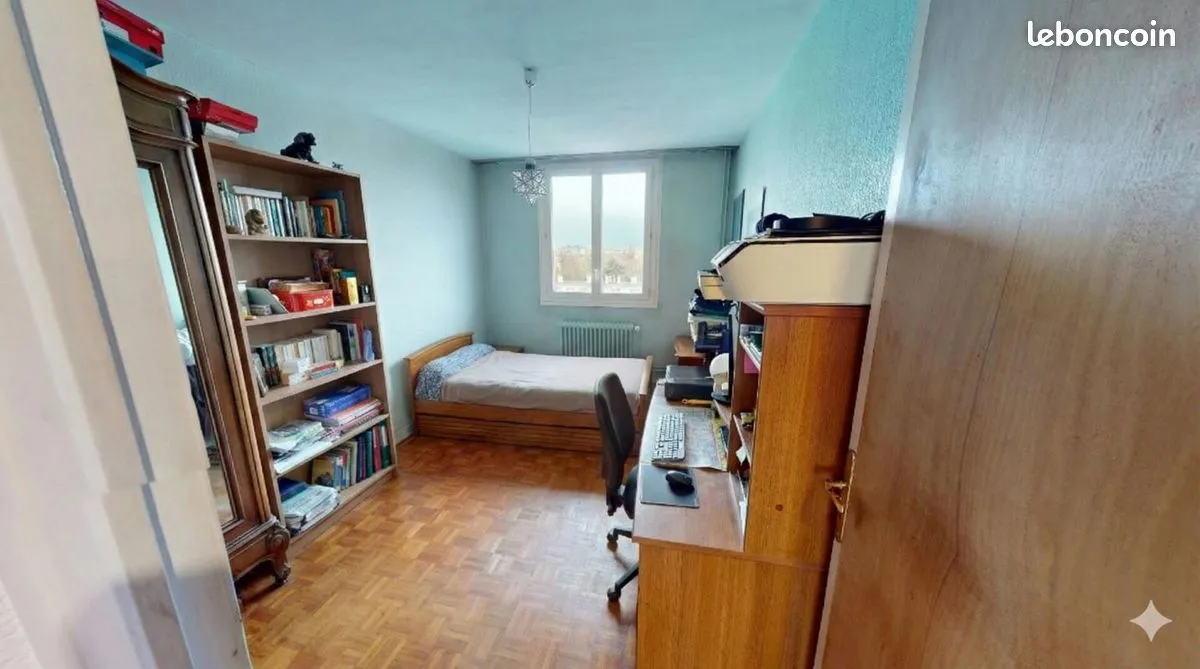 Photo 6