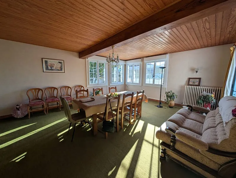 Photo 5