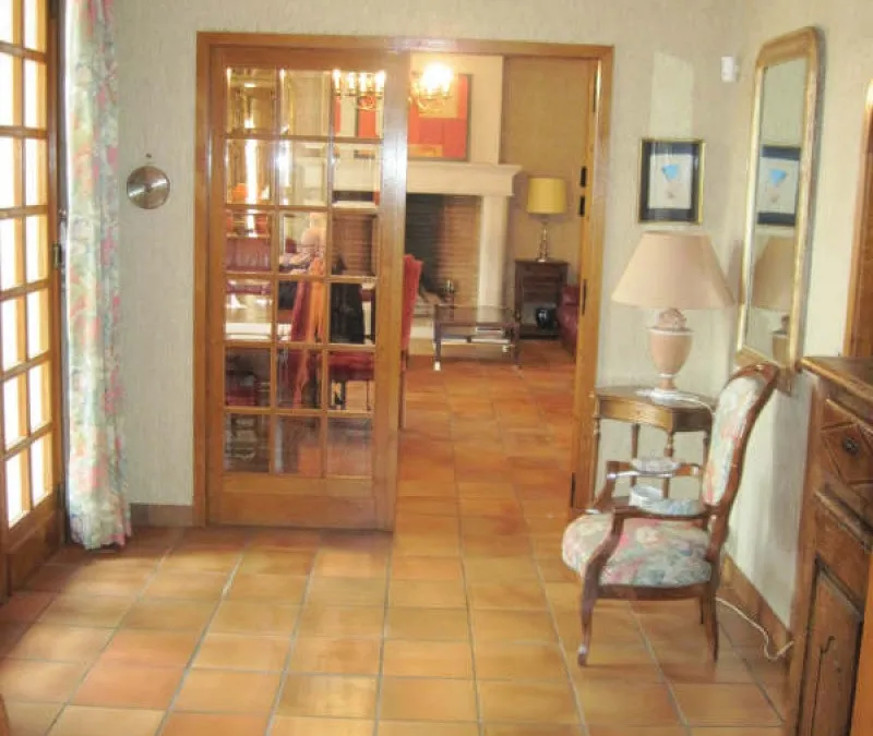 Photo 3