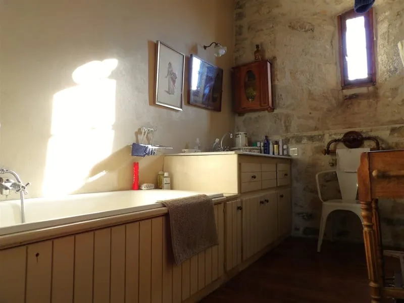 Photo 23