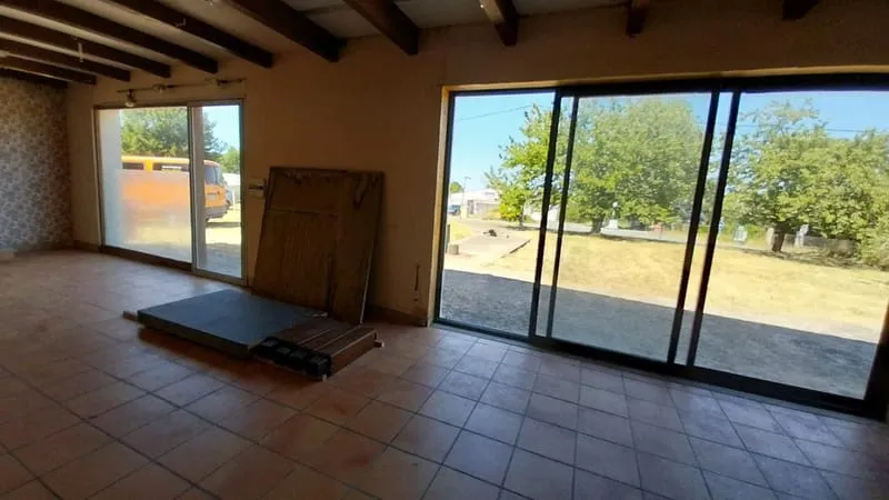 Photo 8