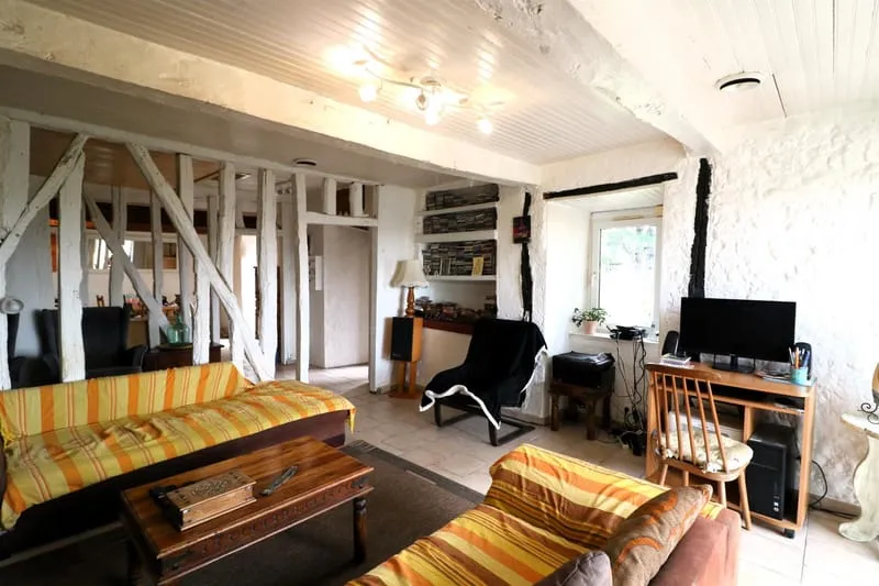 Photo 12