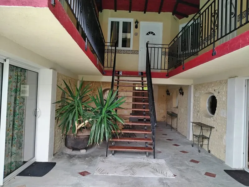 Photo 8