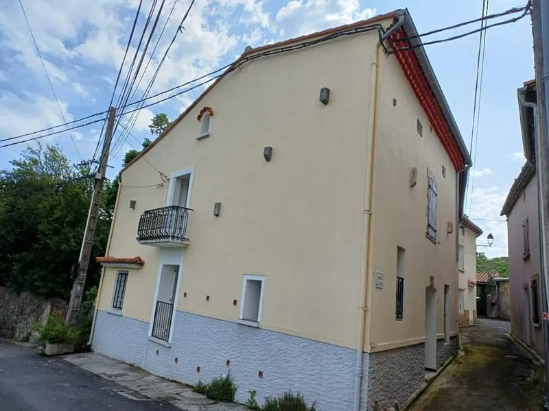 Photo 1