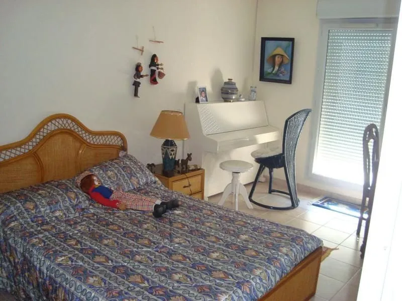 Photo 1