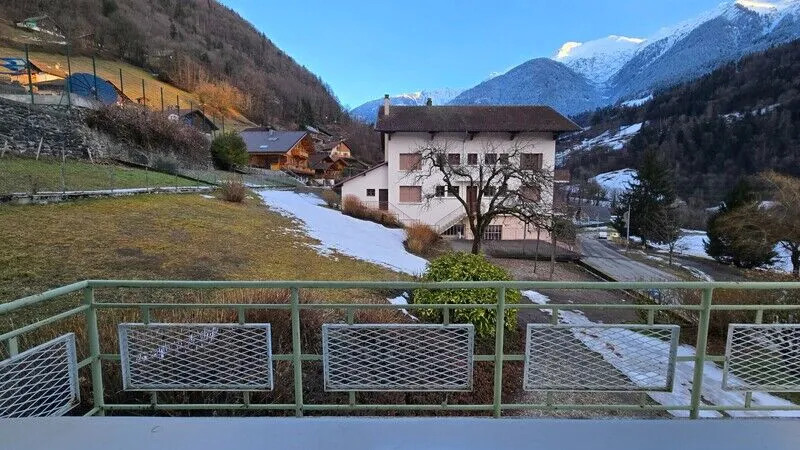 Photo 6