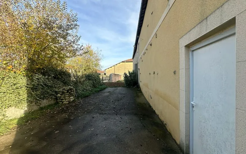Photo 16