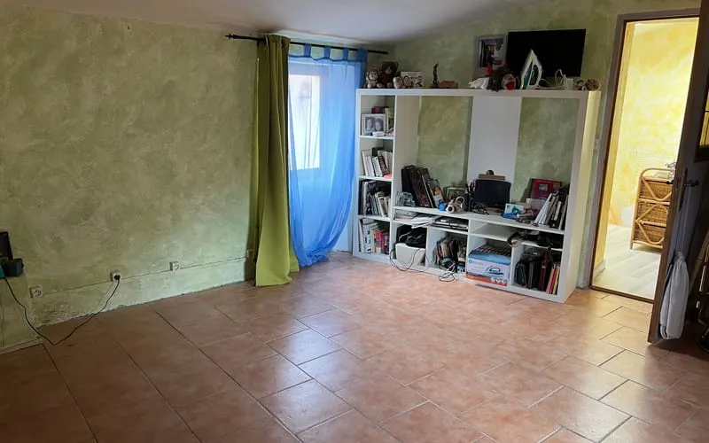 Photo 9