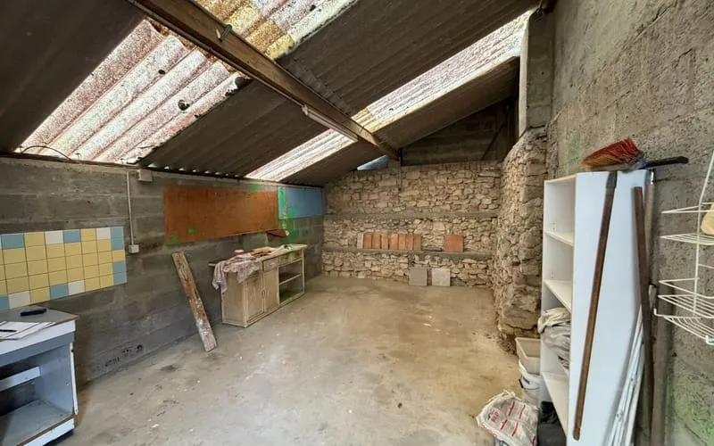 Photo 18