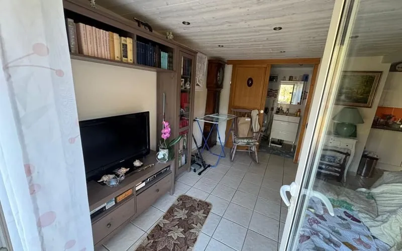 Photo 21