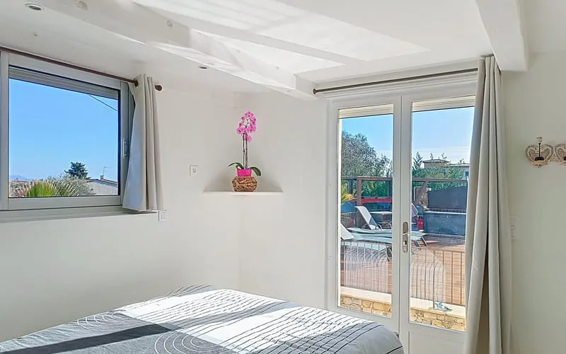 Photo 26