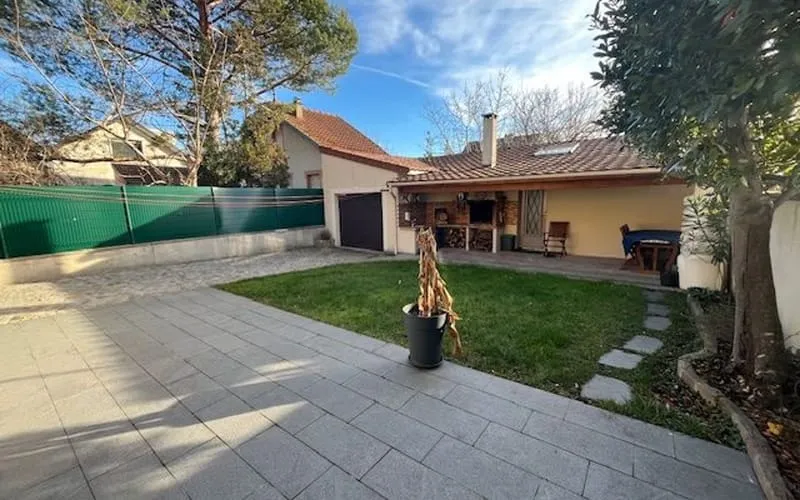 Photo 15