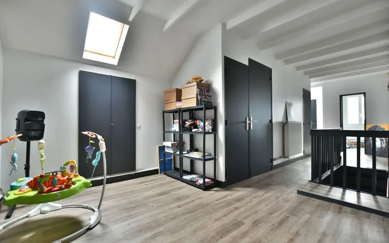Photo 5