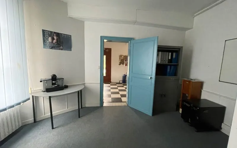 Photo 3