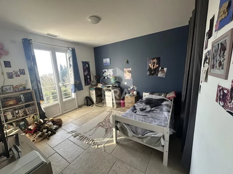 Photo 11