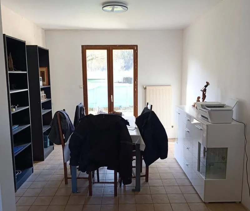 Photo 12