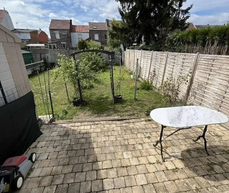 Photo 10