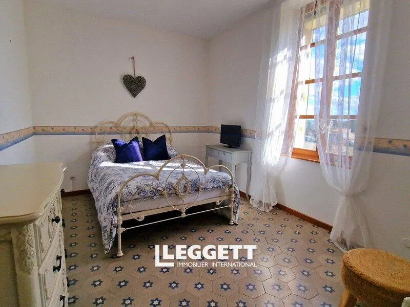 Photo 9
