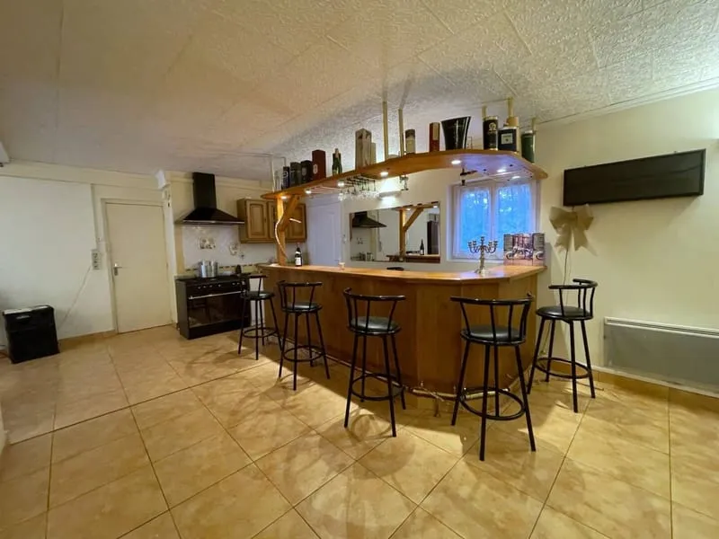 Photo 18