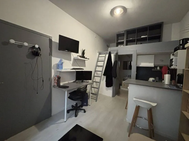Photo 3
