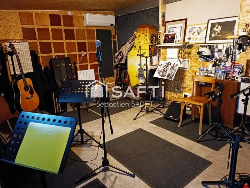 Photo 7