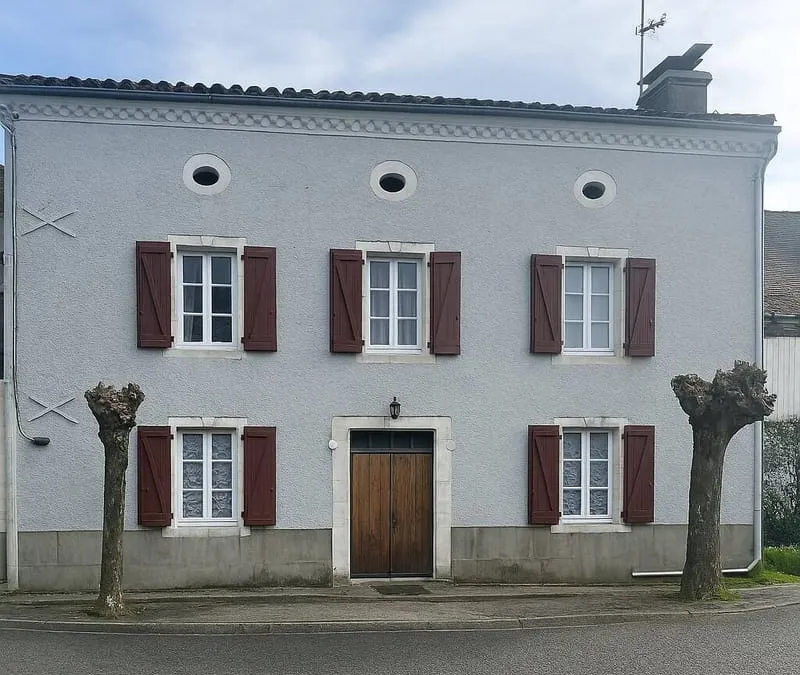 Photo 1