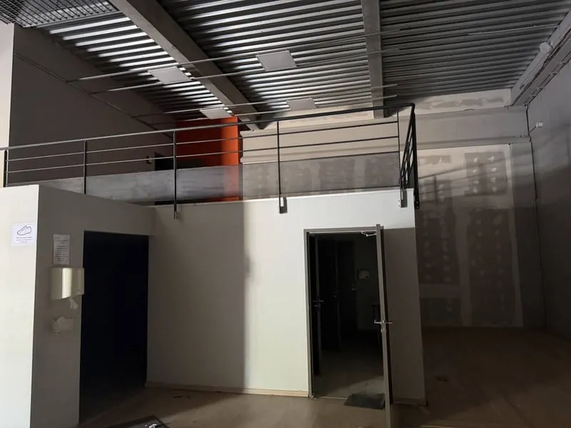 Photo 5