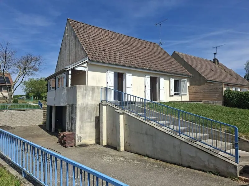 Photo 1